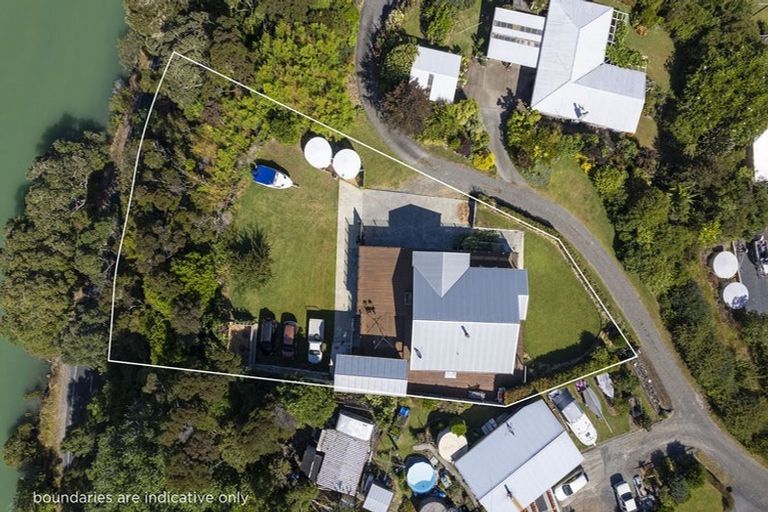 Photo of property in 23 Lewer Road, Whangaroa, Kaeo, 0478
