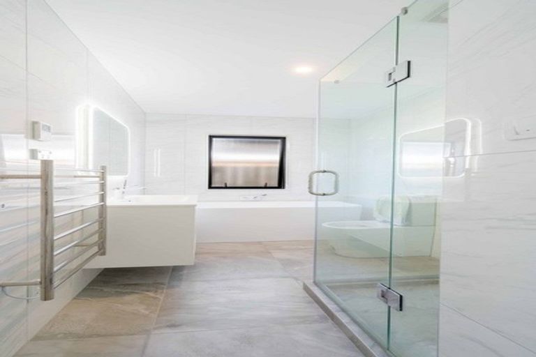 Photo of property in 3 Silver Beech Street, Takanini, 2110