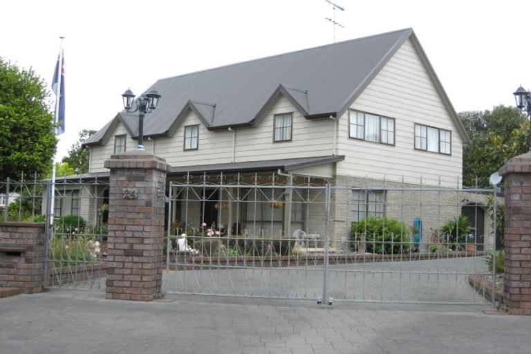 Photo of property in 24 Moloney Terrace, Pukekohe, 2120