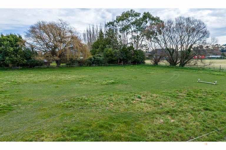 Photo of property in 8 Barrett Road, Spotswood, New Plymouth, 4310
