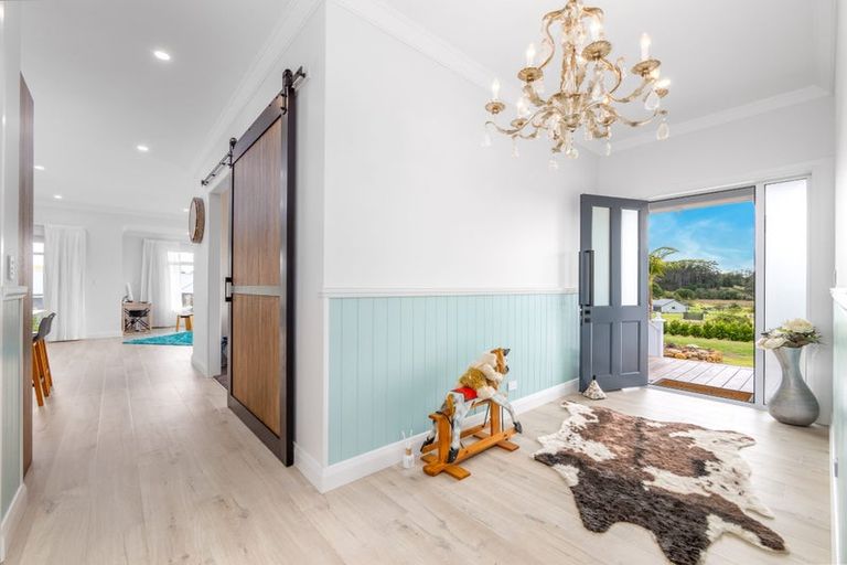Photo of property in 9 Lone Gum Lane, Kerikeri, 0230
