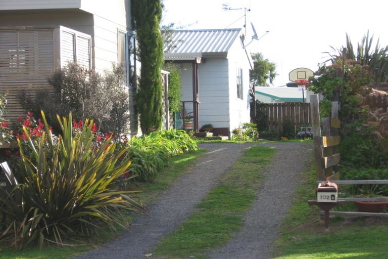 Photo of property in 102 Windermere Drive, Poike, Tauranga, 3112