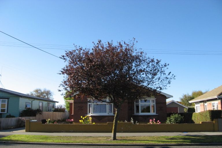 Photo of property in 16 Teviot Street, Oamaru North, Oamaru, 9400