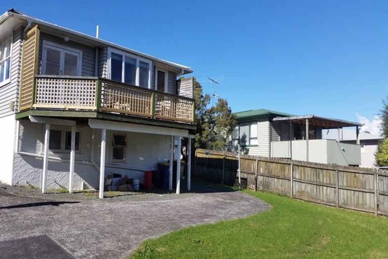 Photo of property in 2/17 Havelock Avenue, Forrest Hill, Auckland, 0620