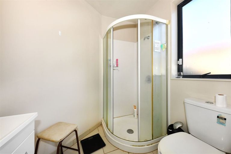 Photo of property in 160 Peverel Street, Riccarton, Christchurch, 8041