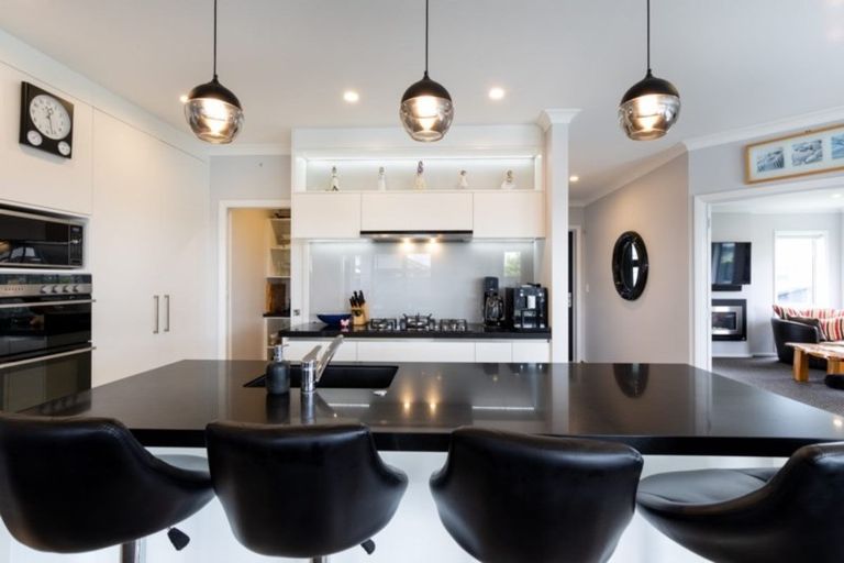 Photo of property in 19 Kowhai Drive, Cambridge, 3434