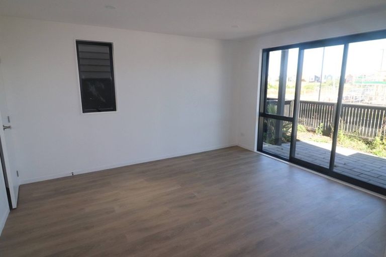 Photo of property in 40 Hiki Street, Hobsonville, Auckland, 0616