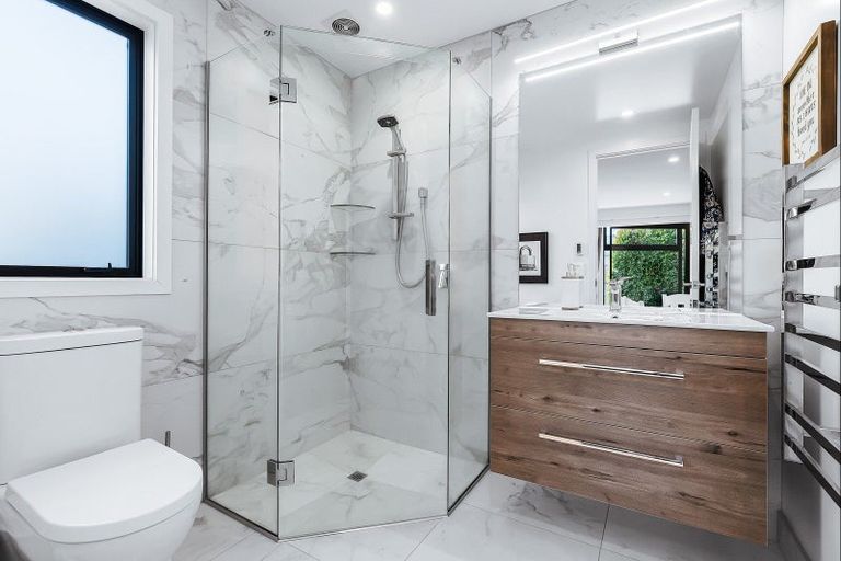 Photo of property in 10 Windsor Street, Richmond Heights, Taupo, 3330