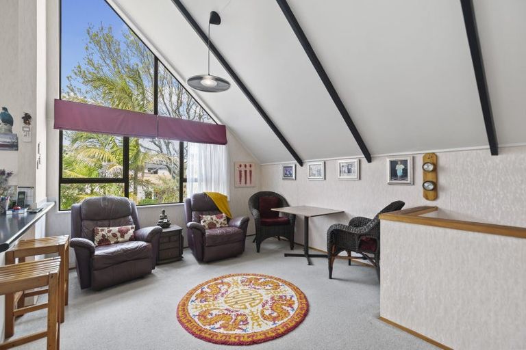 Photo of property in 1/7 Pegasus Place, Half Moon Bay, Auckland, 2012