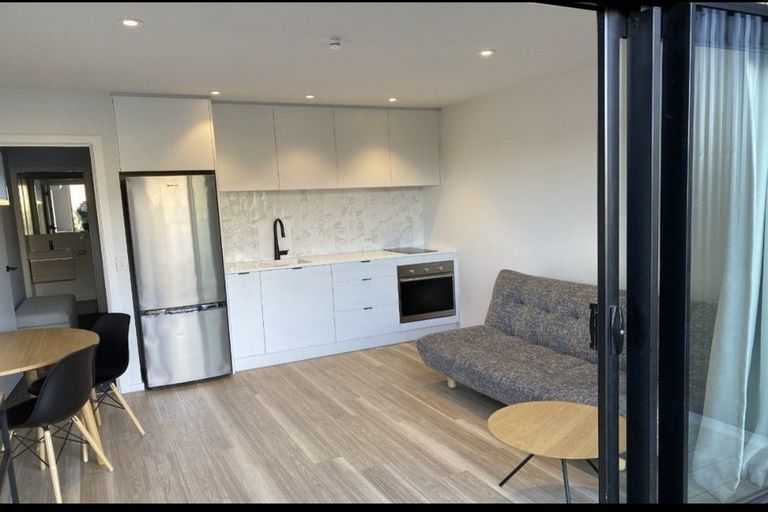 Photo of property in St Andrews Park, 16 Saint Peters Place, Queenstown, 9300