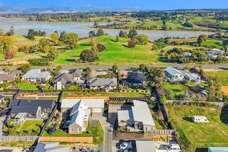 Photo of property in 71 Les Wakefield Road, Mapua, 7005