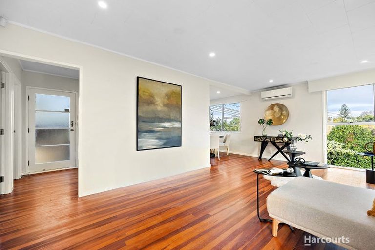Photo of property in 40a Vina Place, Massey, Auckland, 0614