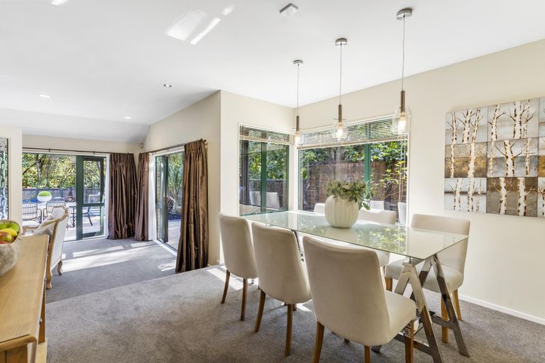 Photo of property in 1/28 Sale Street, Cockle Bay, Auckland, 2014