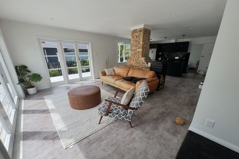 Photo of property in 144 Great South Road, Huntly, 3700