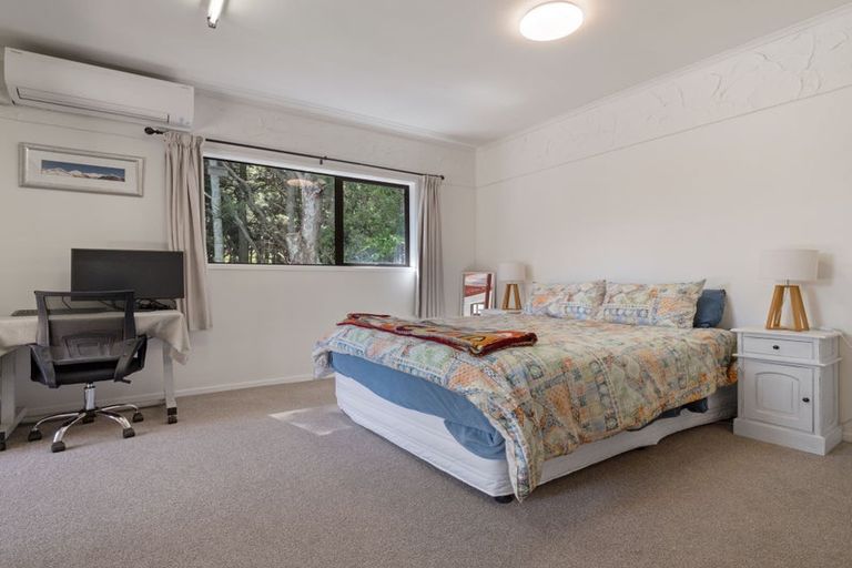 Photo of property in 8 Deodar Place, Totara Heights, Auckland, 2105