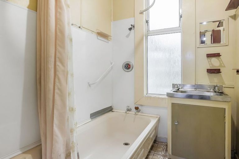 Photo of property in 40 Tedder Street, Saint Kilda, Dunedin, 9012