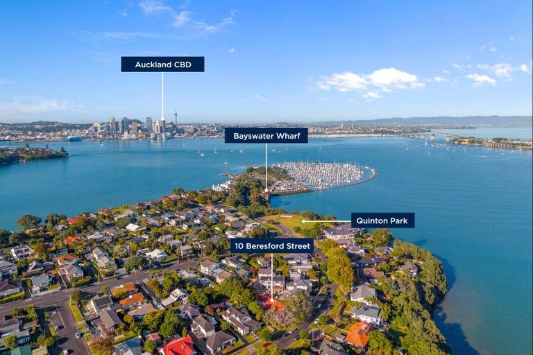 Photo of property in 1/42 Beresford Street, Bayswater, Auckland, 0622