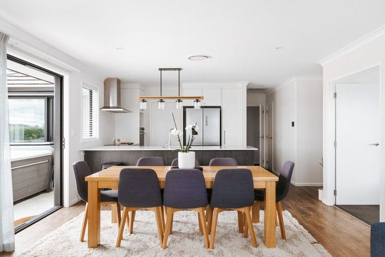 Photo of property in 8 Oyster Place, Omokoroa, 3114
