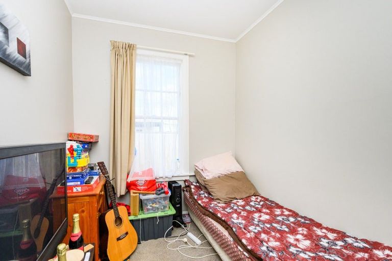 Photo of property in 18 Fairs Road, Milson, Palmerston North, 4414