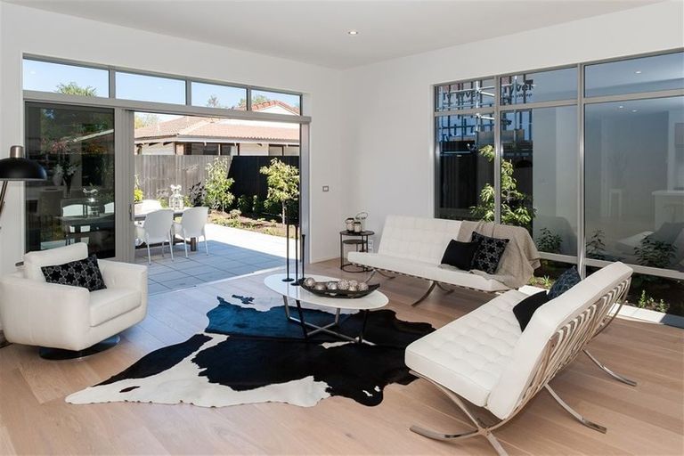 Photo of property in 24b Mansfield Avenue, St Albans, Christchurch, 8014