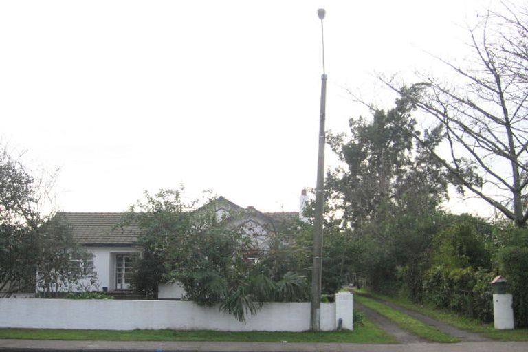 Photo of property in 110b Frederick Street, Mayfair, Hastings, 4122