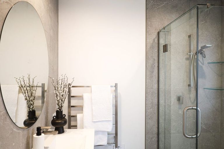 Photo of property in 6 Samuel Place, Terrace End, Palmerston North, 4410