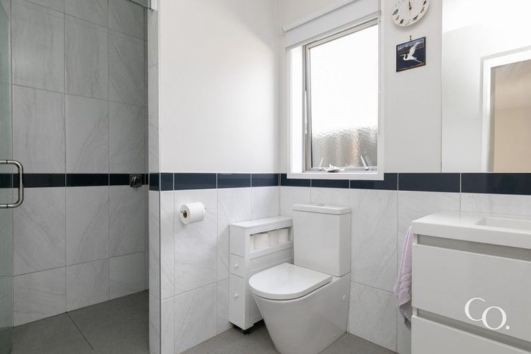 Photo of property in 24 Mill Road, Clive, 4102