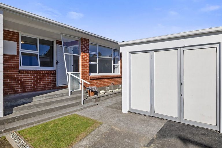 Photo of property in 4/290 Carrington Street, Vogeltown, New Plymouth, 4310