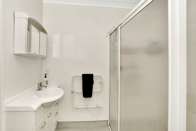 Photo of property in 8e Heath Street, Mount Maunganui, 3116