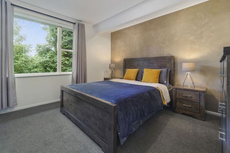 Photo of property in 1/33 Rata Street, New Lynn, Auckland, 0600