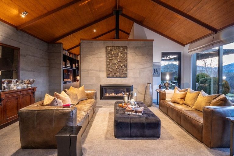 Photo of property in 12 Alfred Duncan Drive, Lake Hayes, Queenstown, 9371