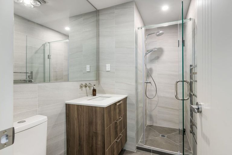 Photo of property in 5 Longshore Drive, Long Bay, Auckland, 0630