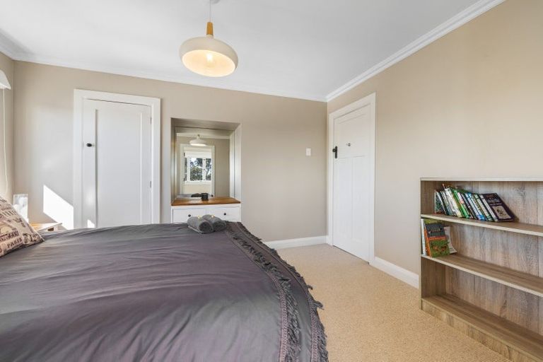 Photo of property in 26 Baring Terrace, Strandon, New Plymouth, 4312