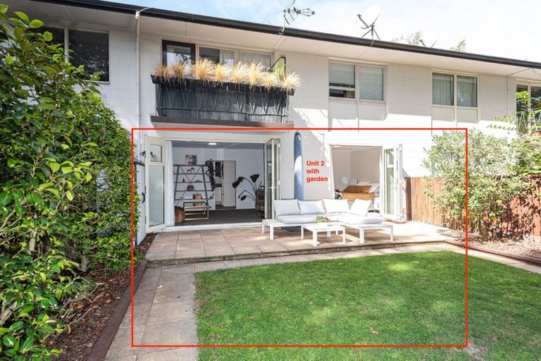 Photo of property in 2/78 Holly Road, St Albans, Christchurch, 8014