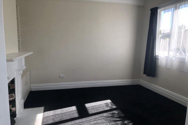 Photo of property in 2 Cecil Place, Waltham, Christchurch, 8023