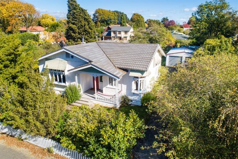 Photo of property in 42 Batt Street, West End, Palmerston North, 4410