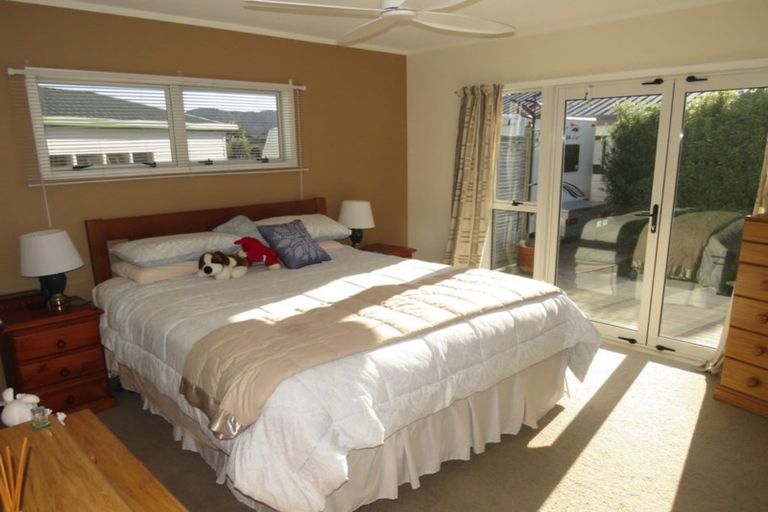 Photo of property in 3 Mayfair Close, Whitianga, 3510