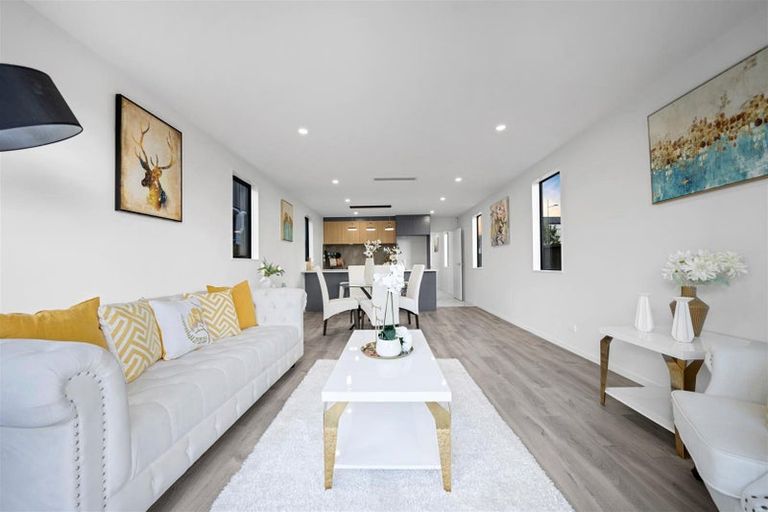 Photo of property in 39 John Gray Street, Papakura, 2110