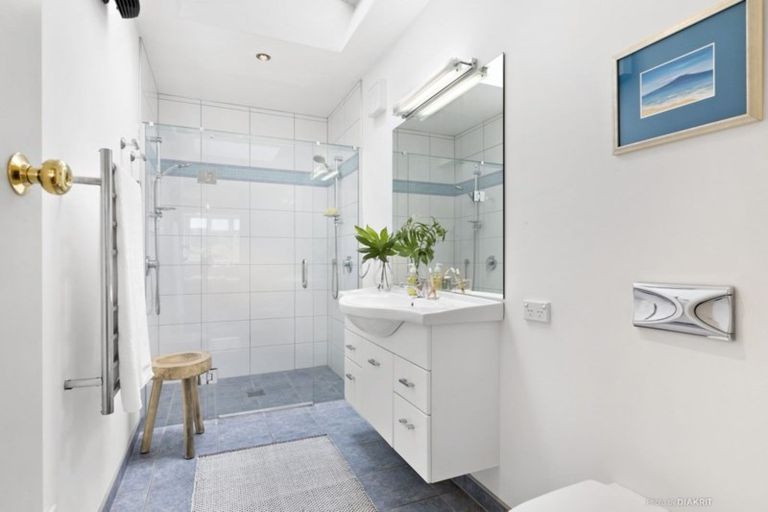 Photo of property in 3 Cornford Street, Karori, Wellington, 6012