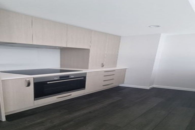 Photo of property in 2/5 Ebor Street, Te Aro, Wellington, 6011