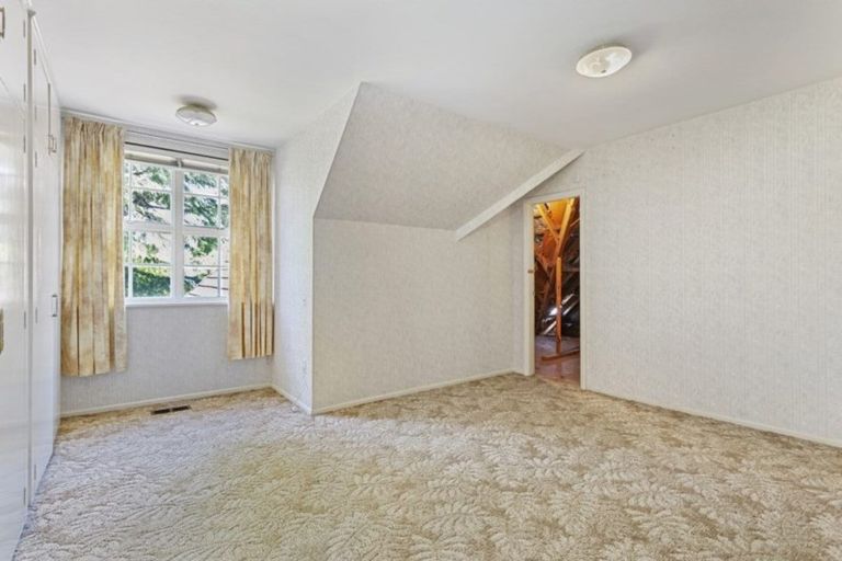 Photo of property in 10 Dunrobin Place, Avonhead, Christchurch, 8042