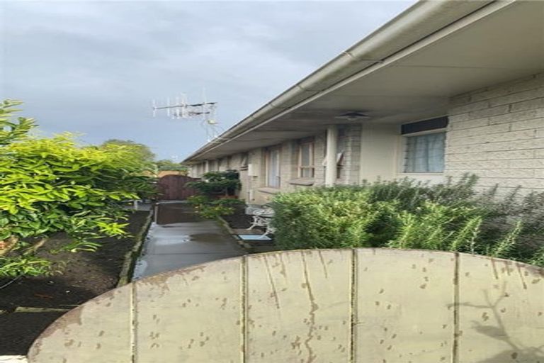 Photo of property in 803a Heretaunga Street East, Parkvale, Hastings, 4122