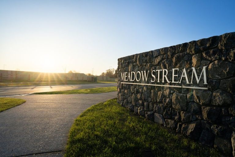 Photo of property in 11 Meadow Stream Drive, Casebrook, Christchurch, 8051