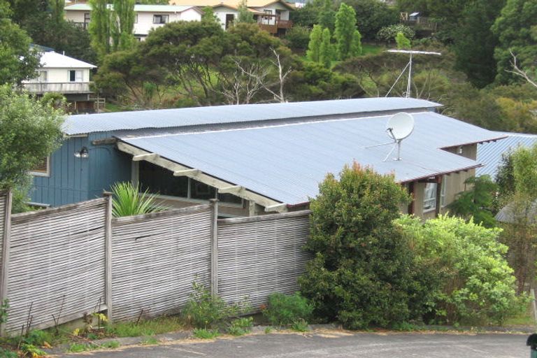 Photo of property in 57h Fordham Street, Beach Haven, Auckland, 0626