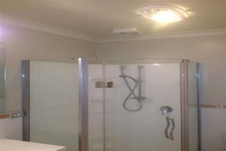 Photo of property in 58 English Oak Drive, Schnapper Rock, Auckland, 0632