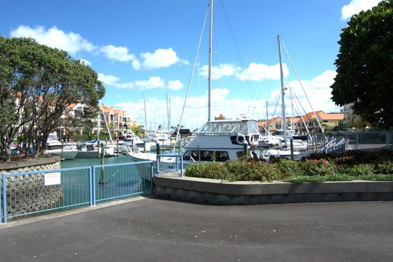 Photo of property in 25 Whale Bay Rise, Gulf Harbour, Whangaparaoa, 0930