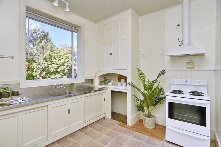 Photo of property in 102 Edinburgh Street, Spreydon, Christchurch, 8024