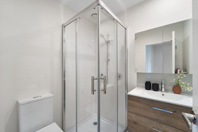 Photo of property in 73 Selo Street, Glen Eden, Auckland, 0602