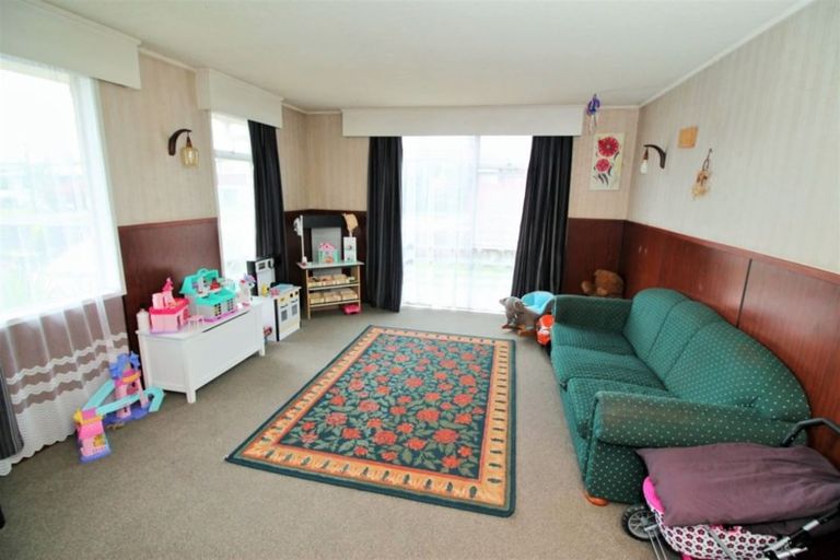 Photo of property in 32 Edinburgh Street, Tokoroa, 3420