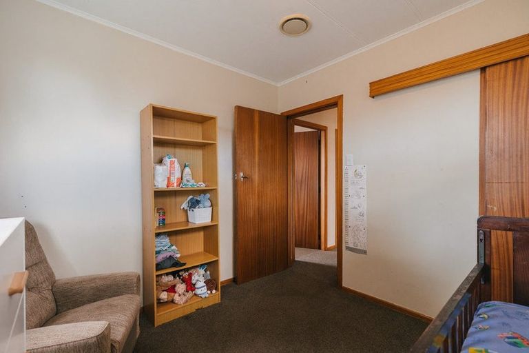 Photo of property in 27 Cavendish Crescent, Awapuni, Palmerston North, 4412